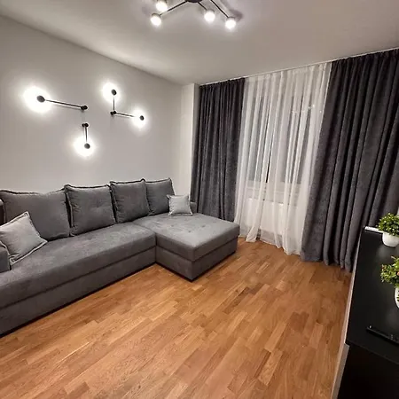 з джакузі вулиця під голоском 15 б стилізована з новим сучасний ремонтом