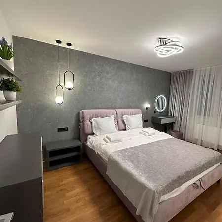 Apartamento з джакузі вулиця під голоском 15 б стилізована з новим сучасний ремонтом Lviv