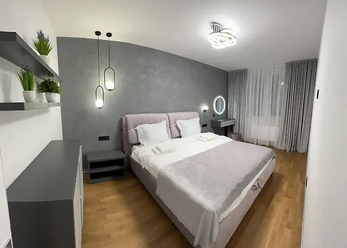 з джакузі вулиця під голоском 15 б стилізована з новим сучасний ремонтом リヴィウ