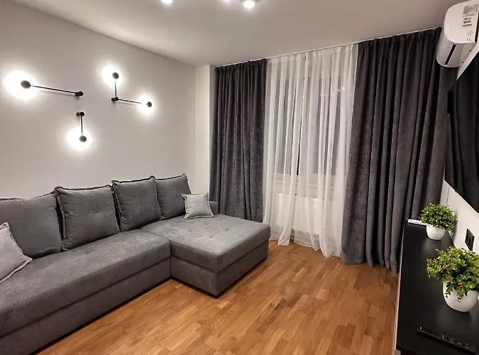 Apartament з джакузі вулиця під голоском 15 б стилізована з новим сучасний ремонтом *