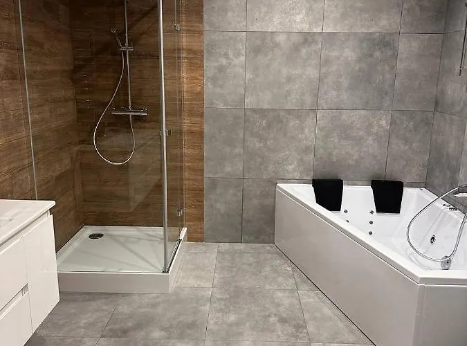 Appartement з джакузі вулиця під голоском 15 б стилізована з новим сучасний ремонтом