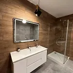 Appartement з джакузі вулиця під голоском 15 б стилізована з новим сучасний ремонтом *
